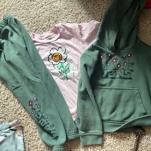 Size 4 vans outfit